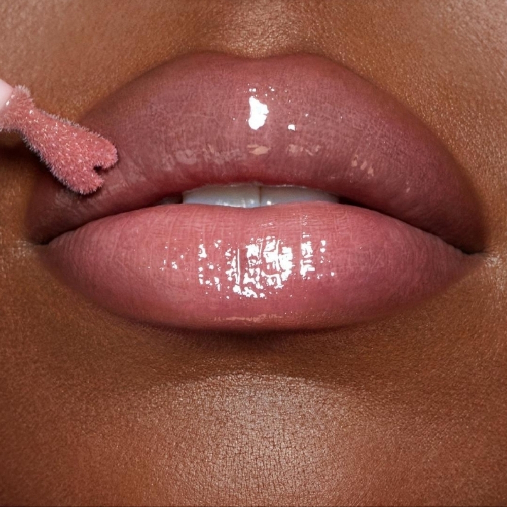 Pillowtalk Fair Pink Collagen Lip Bath Gloss Charlotte Tilbury Brand New in Box - Picture 6 of 10